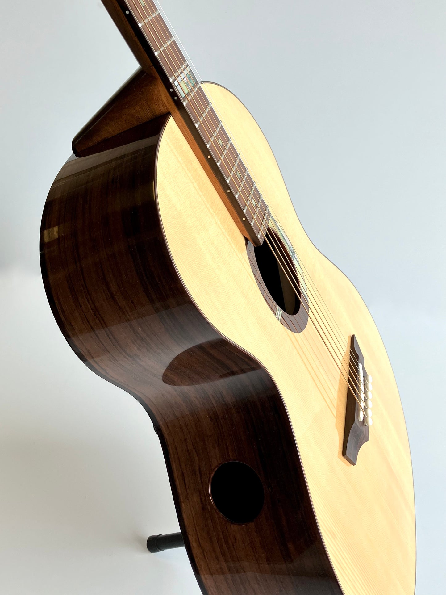 Betti Blu Guitar